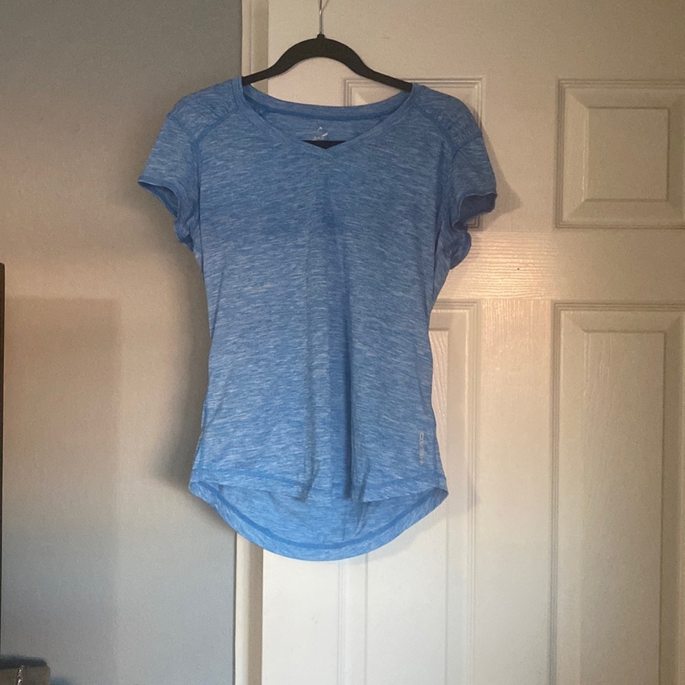 Athletic shirt